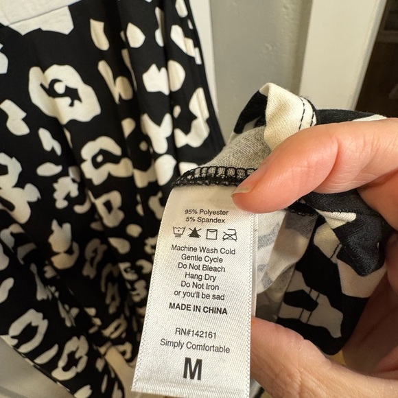 LuLaRoe Nikki Dress Size M leopard/anima print - Picture 5 of 8